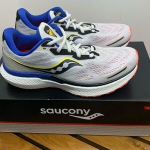 Saucony Triumph 19